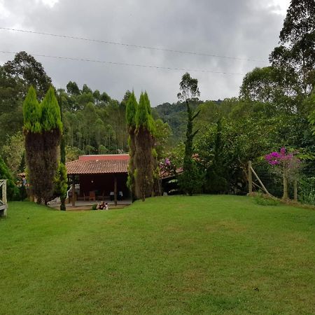 Sitio Vale Dos Lagos Villa Santa Teresa  Buitenkant foto