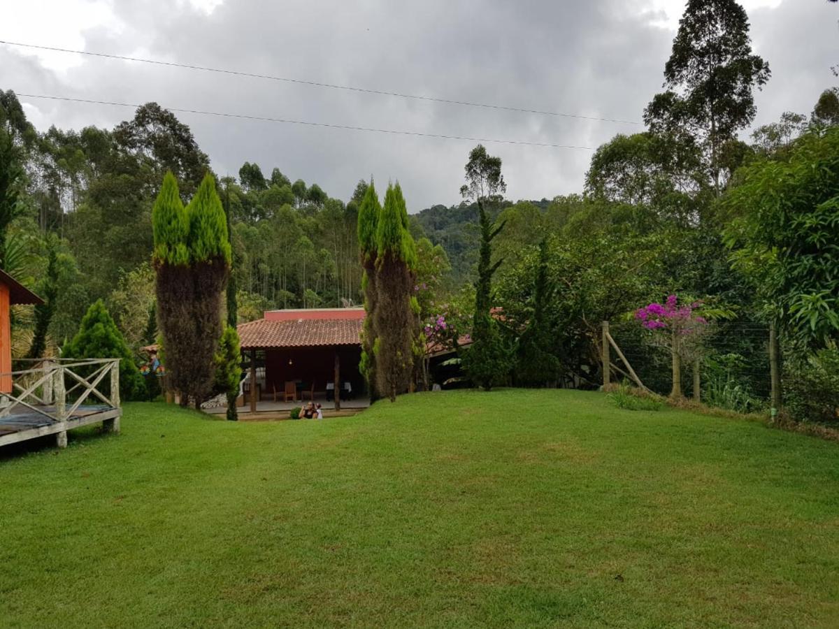 Sitio Vale Dos Lagos Villa Santa Teresa  Buitenkant foto